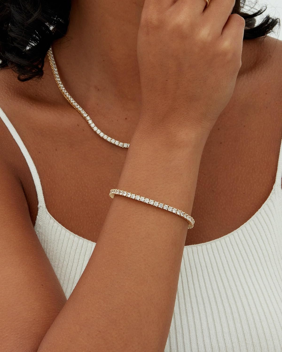 CZ vs. Moissanite Tennis Bracelets: A Stone-by-Stone Breakdown for the $20–$230 Buyer
